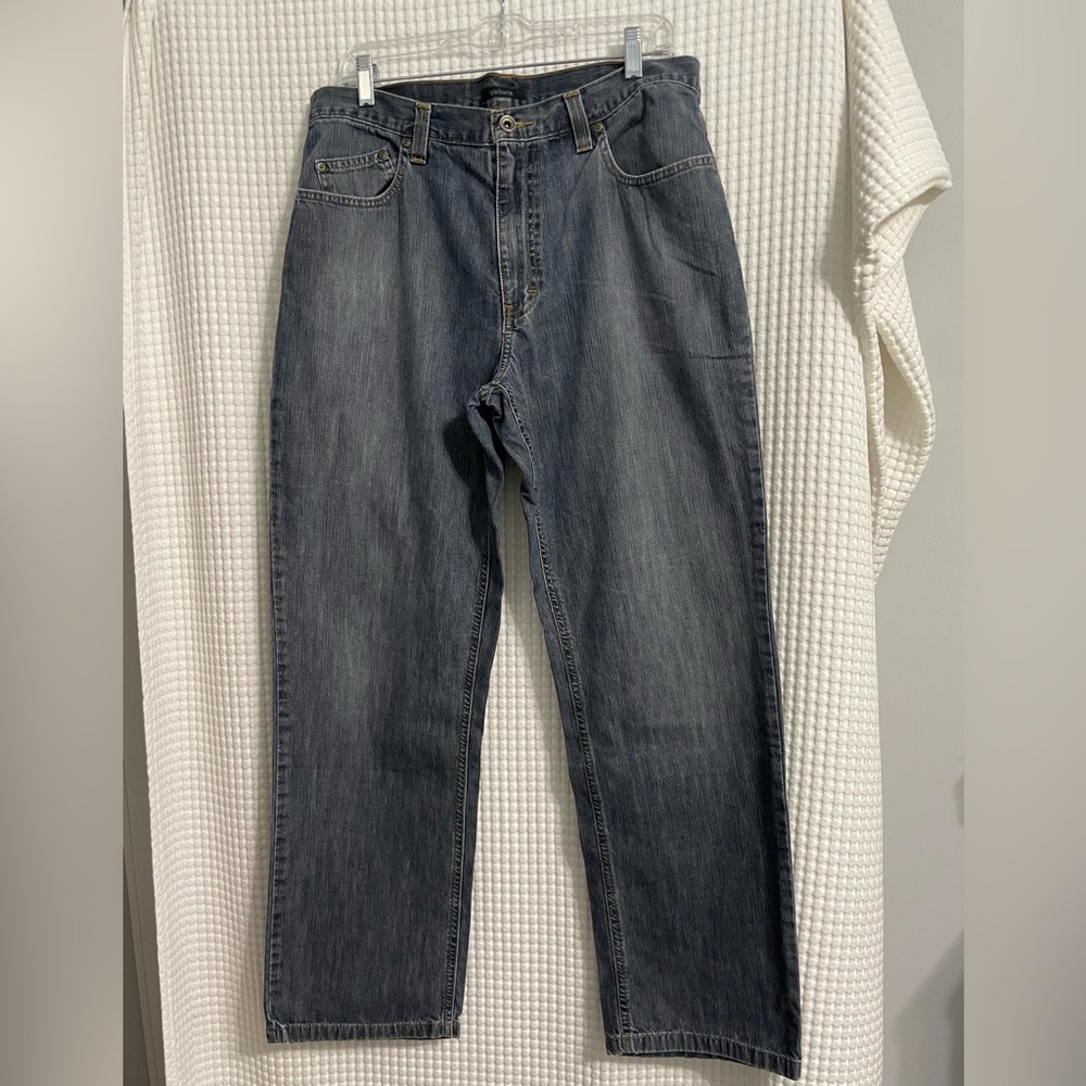 Men’s Claiborne Denim Jeans. Size 34/32.